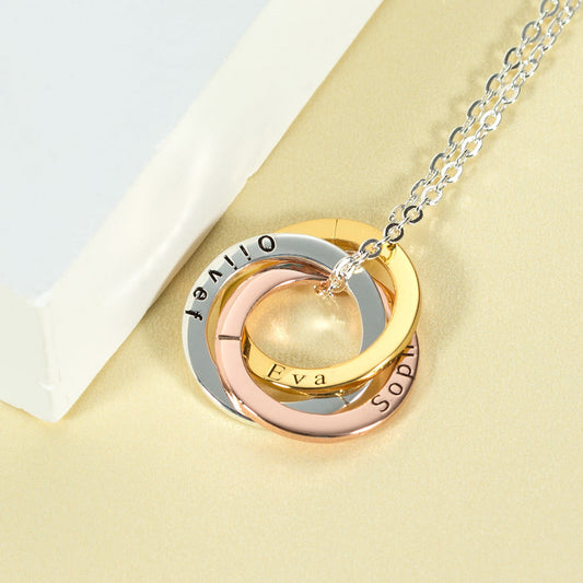 Classic Interlocking Necklace