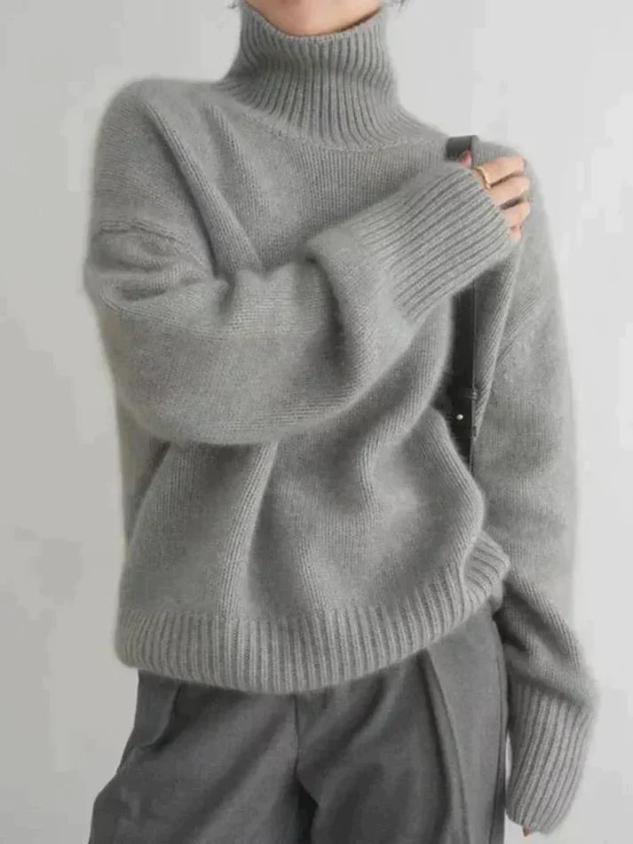 JO | Timeless and elegant sweater