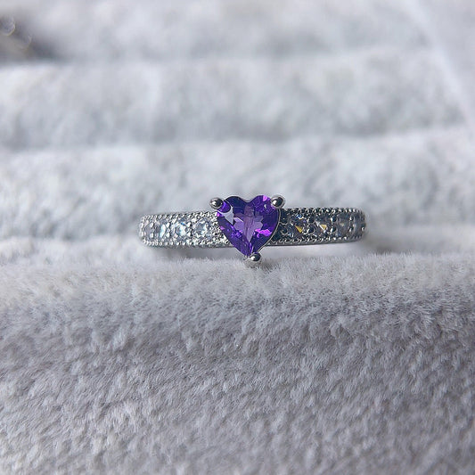 Elegant Amethyst Ring