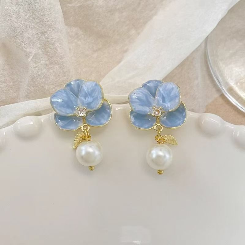 Elegant Blue Flower Earrings