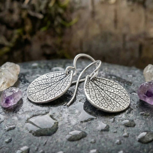 Elegant Leaf Dangle Earrings