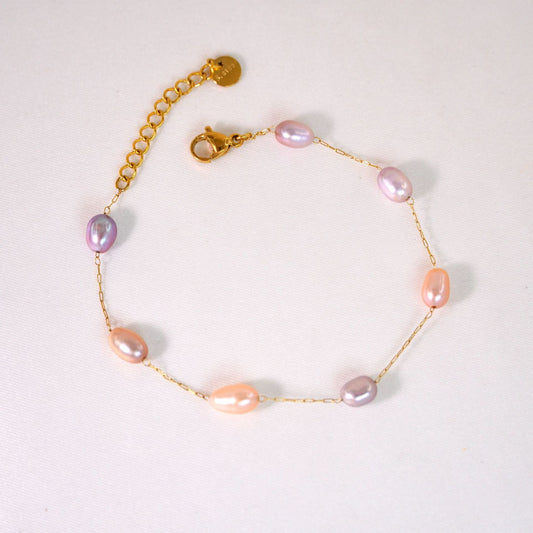 Elegant Pearl Bracelet