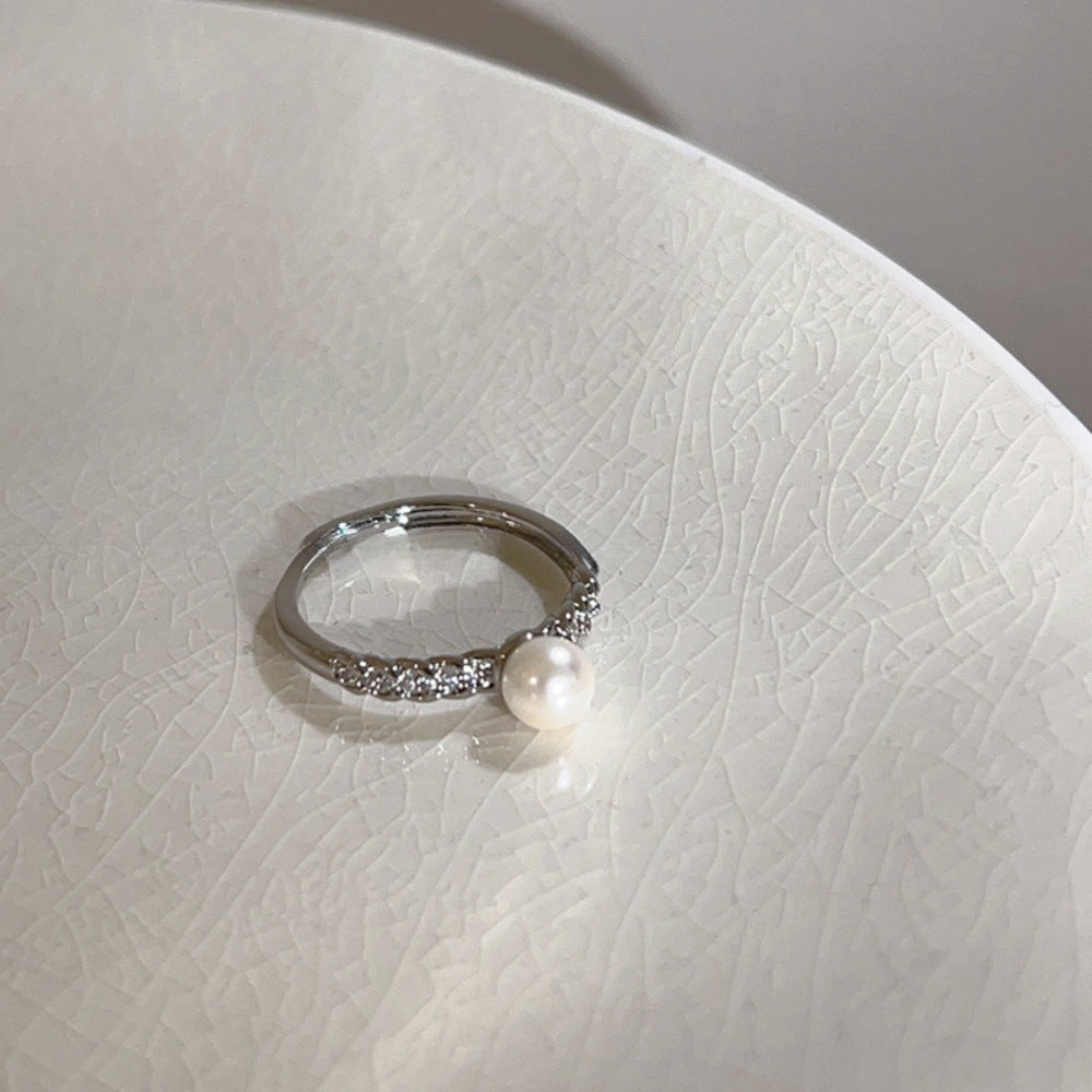 Elegant Pearl Ring