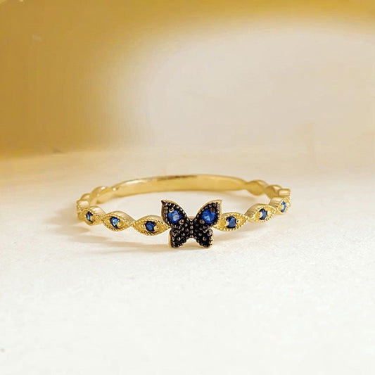Elegant Sapphire Ring