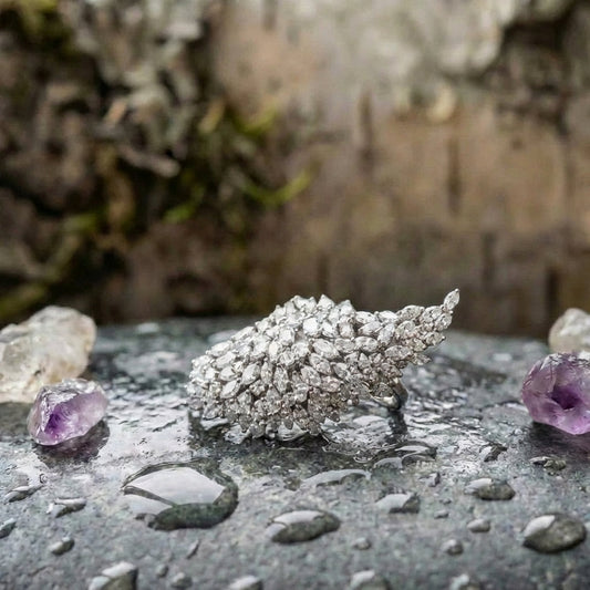 An Elegant White Gold Ear Cuff