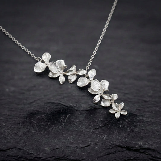 Vintage Silver Flower Necklace
