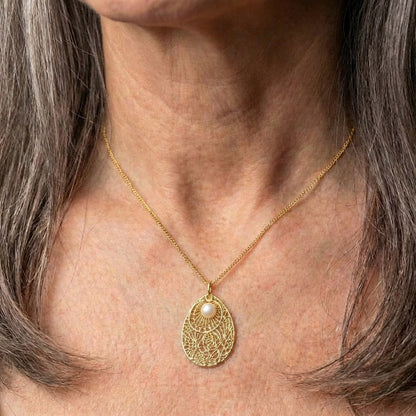 Marina Teardrop Pearl Necklace