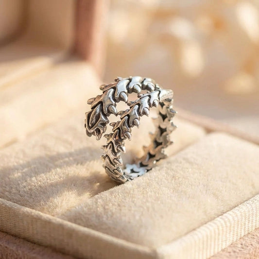 Vintage Gothic Spine Ring