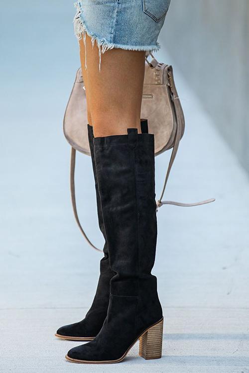 CM | Stylish and supportive orthopedic boots