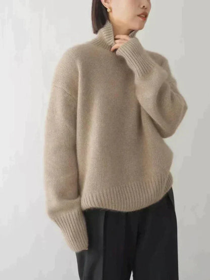 JO | Timeless and elegant sweater