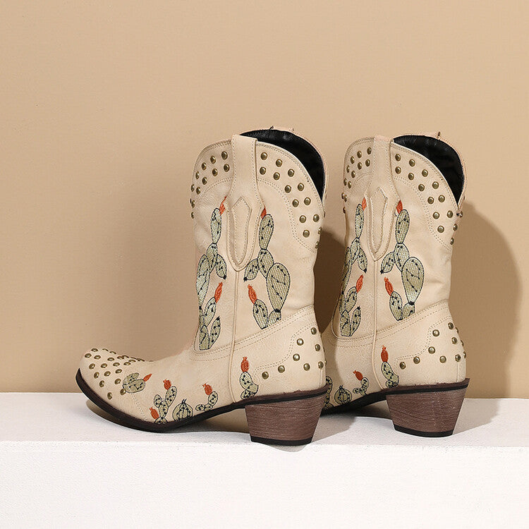 Classic orthopedic boots with a timeless style