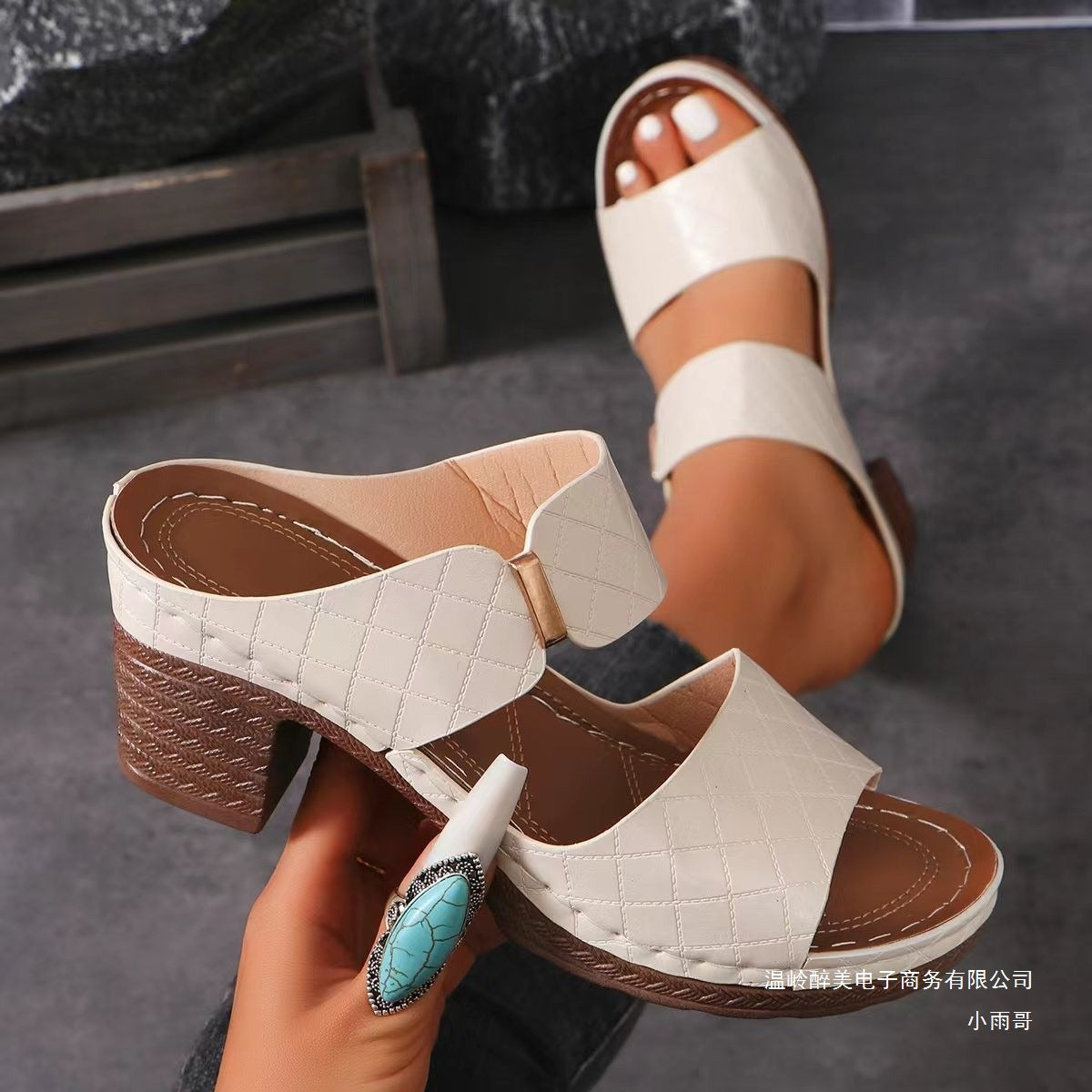 Elegant Orthopedic Sandal by Ogni Passo