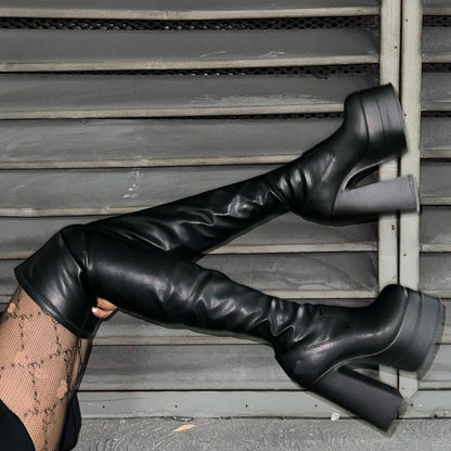 Graceful Orthopedic Boots for Modern Look