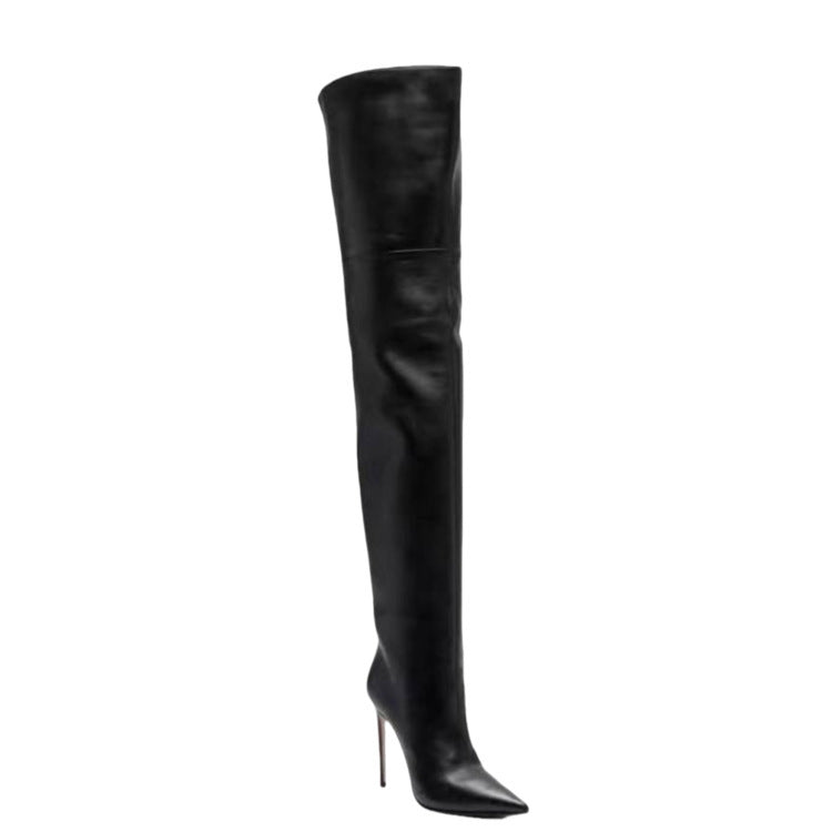 Graceful orthopedic boots for a modern look
