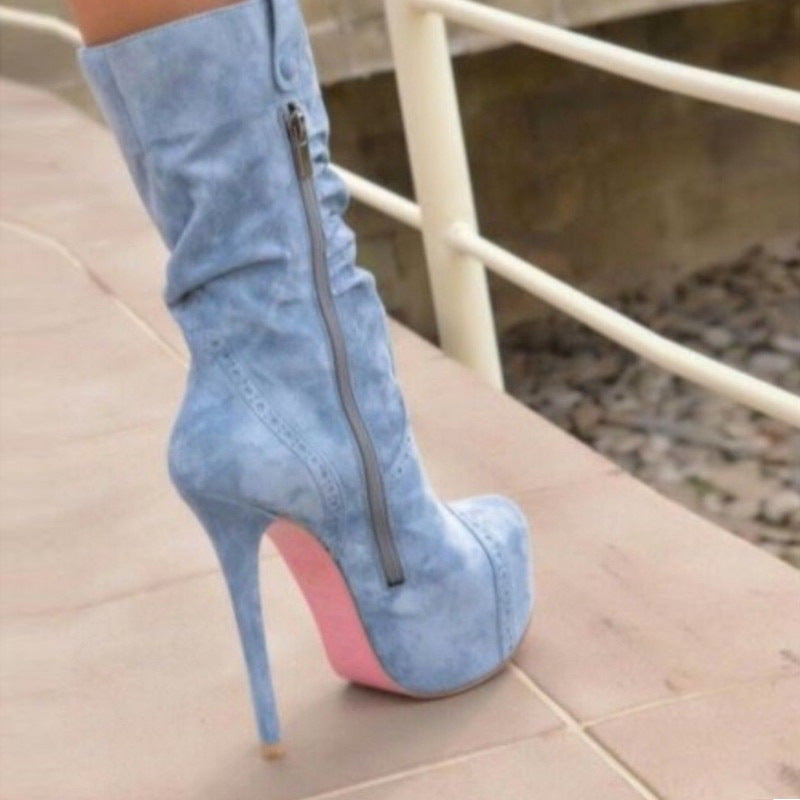 Graceful Orthopedic Boots for Modern Look