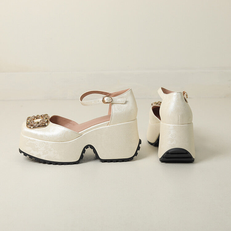 Classic Orthopedic Sandals with Timeless Style