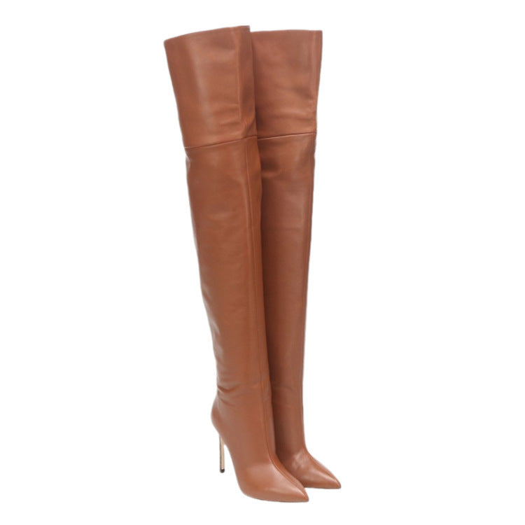 Graceful orthopedic boots for a modern look