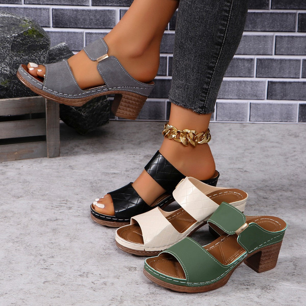 Elegant Orthopedic Sandal by Ogni Passo