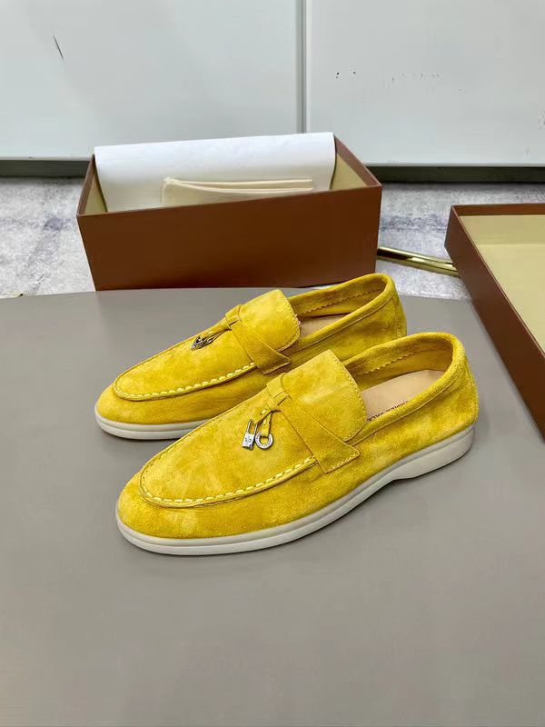 Orthopedic Graceful Shoes with a Modern Look
