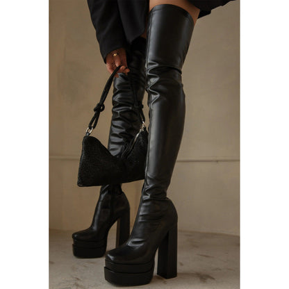 Graceful Orthopedic Boots for Modern Look
