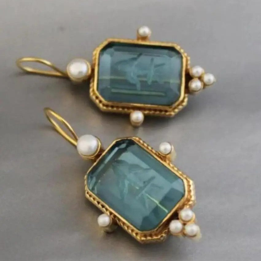 Stunning Earring for Daily Wear