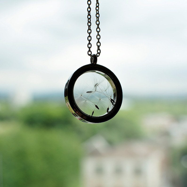 Stunning Necklace for Daily Wear