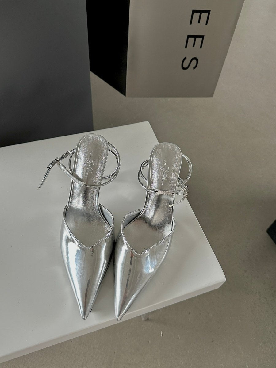 Beautifully Finished Heels in a Timeless Design