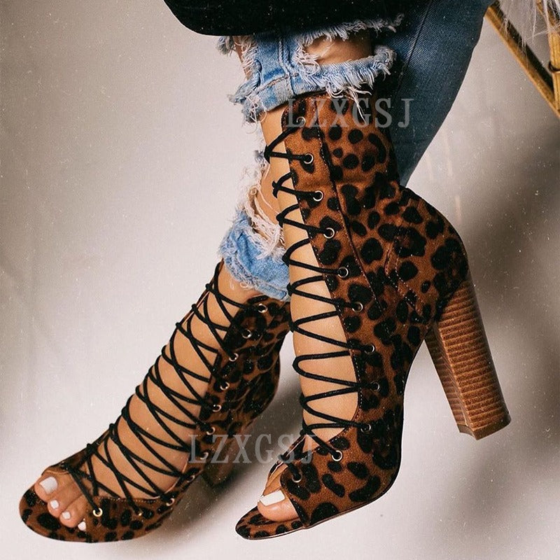 Stylish orthopedic sandals with a unique design
