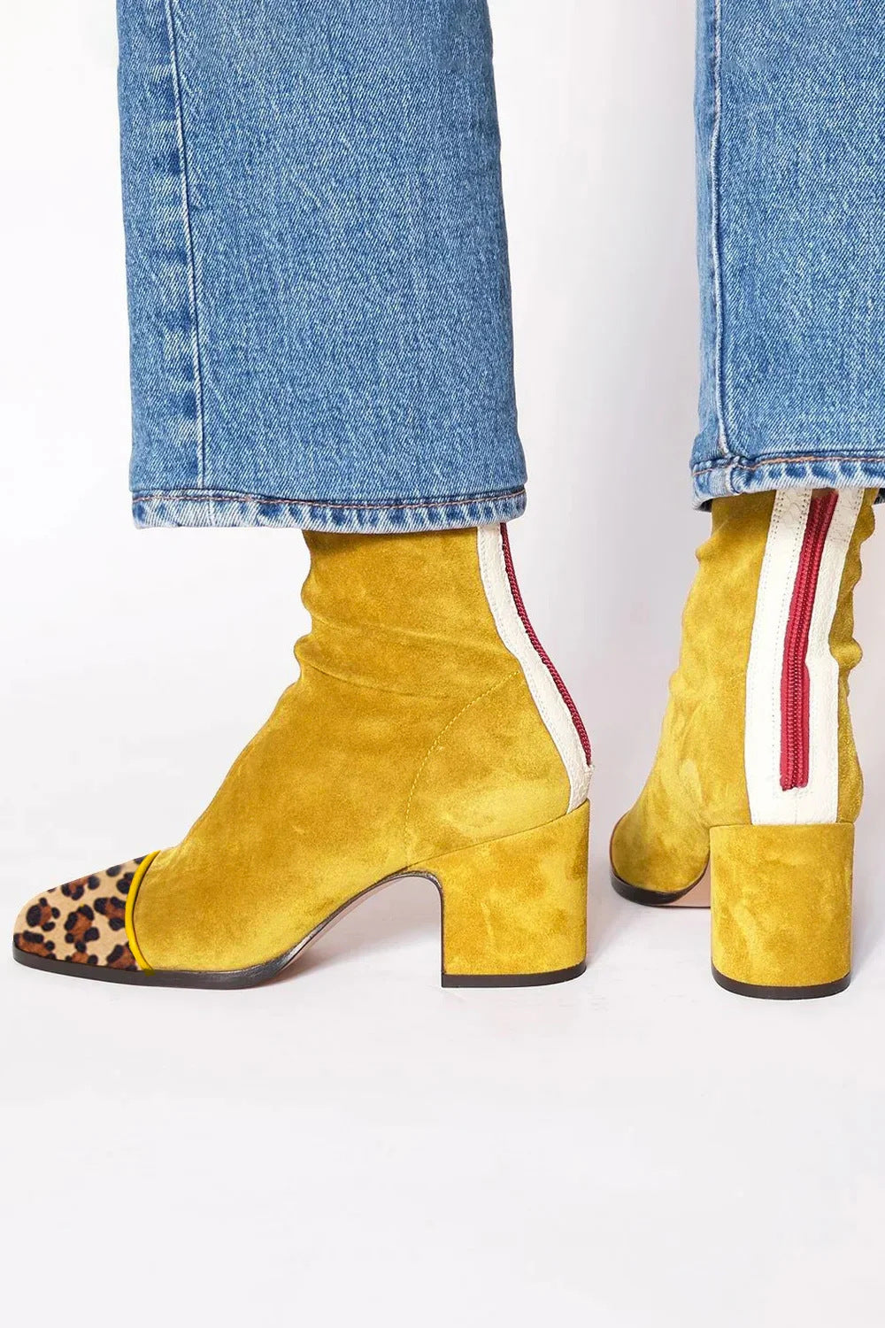 Graceful Orthopedic Boots for Modern Look