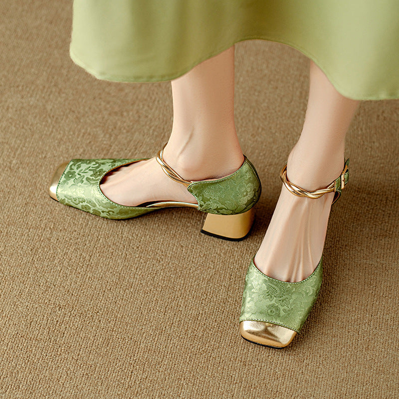 Chic Orthopedic Sandals with Unique Design