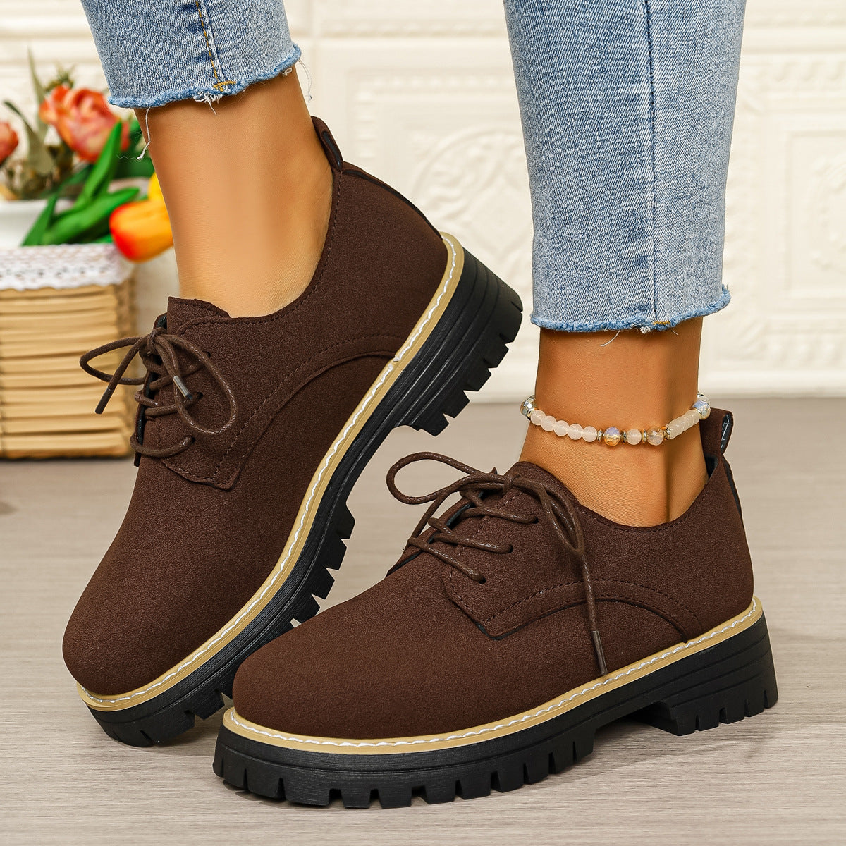 Elegant orthopedic shoes for every step