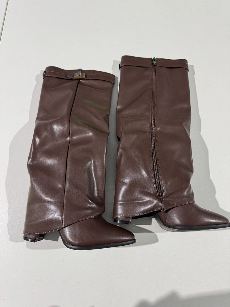 Chic Orthopedic Shoes with Unique Design