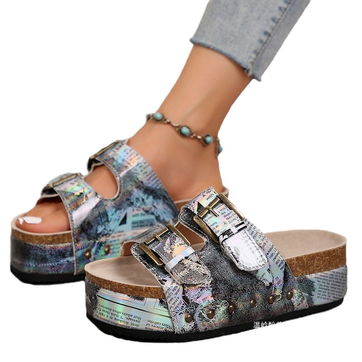 Chic Orthopedic Sandals with a Unique Design