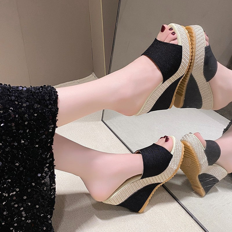 Splendidly Made Orthopedic Sandal