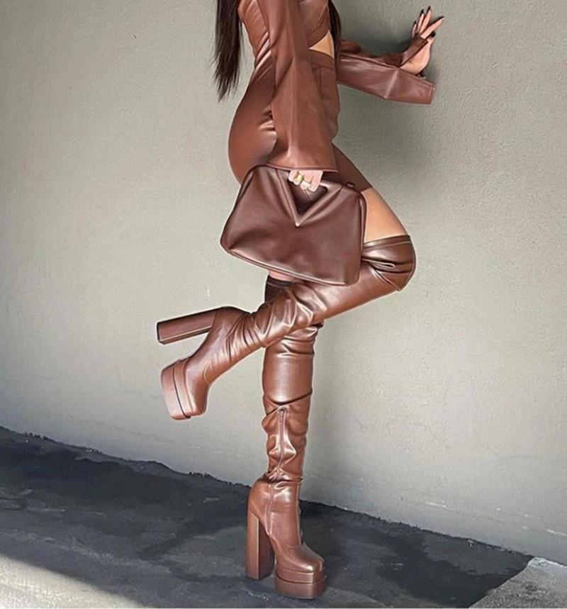 Graceful Orthopedic Boots for Modern Look