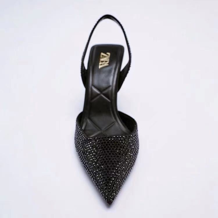 Chic Orthopedic Sandals with Unique Design