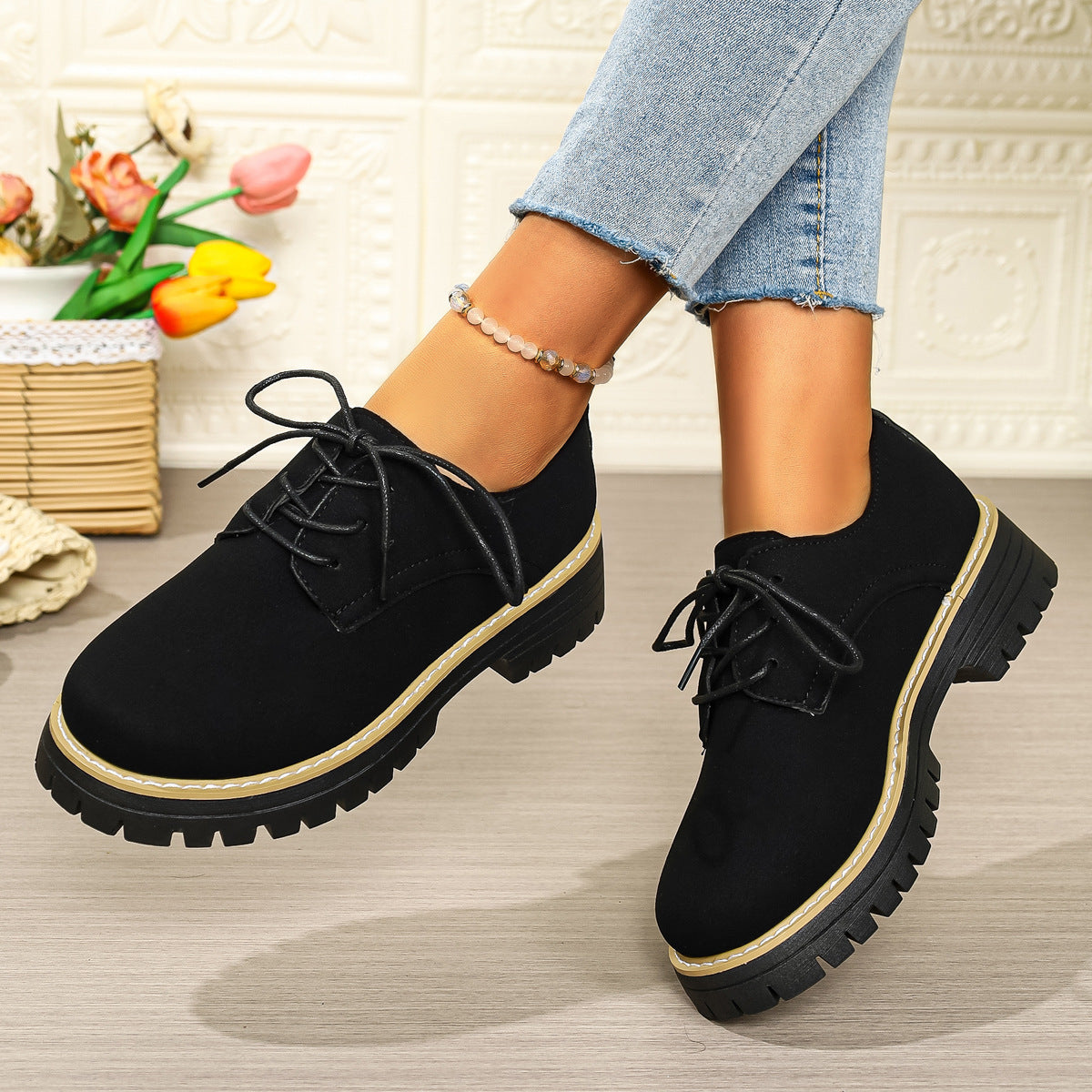Elegant orthopedic shoes for every step