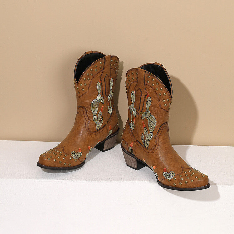 Classic orthopedic boots with a timeless style