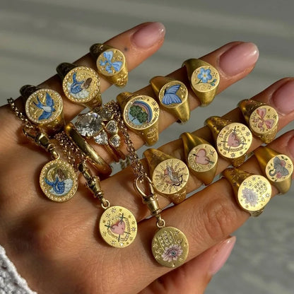 Stunning Gold Ring for Daily Wear
