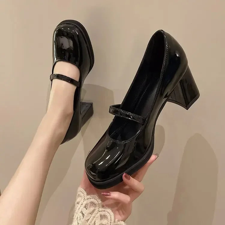Orthopedic Support Heels and Trendy