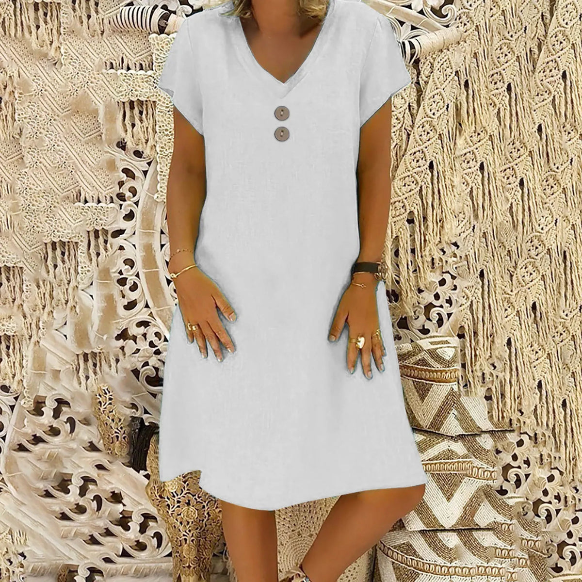 Luxurious and graceful dress