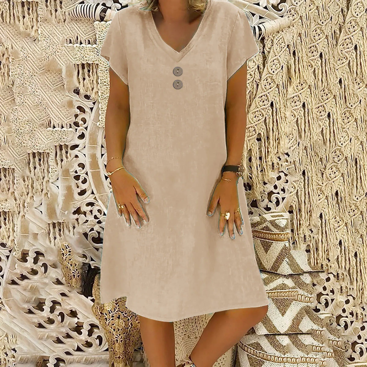Luxurious and graceful dress