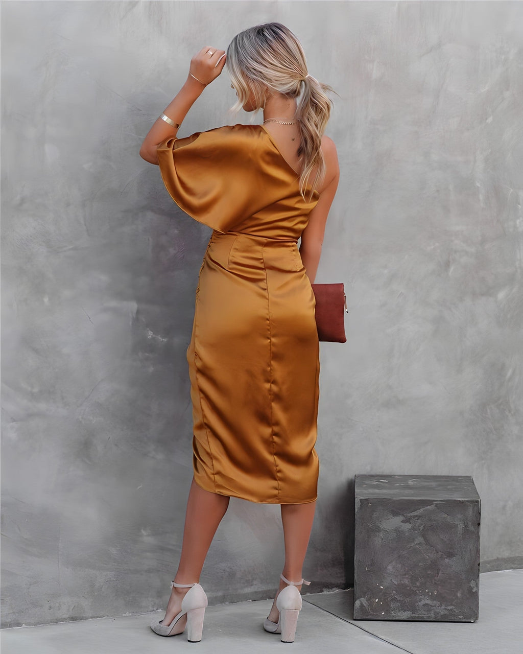 Timeless Vintage Style Dress