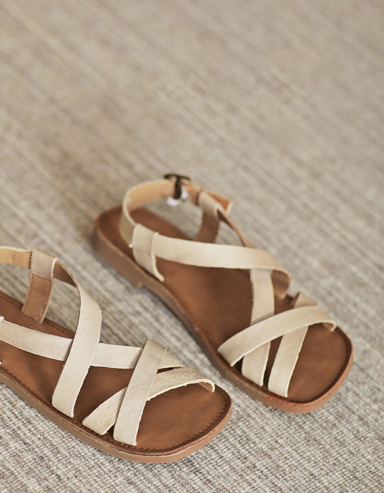 Lightweight leather sandals