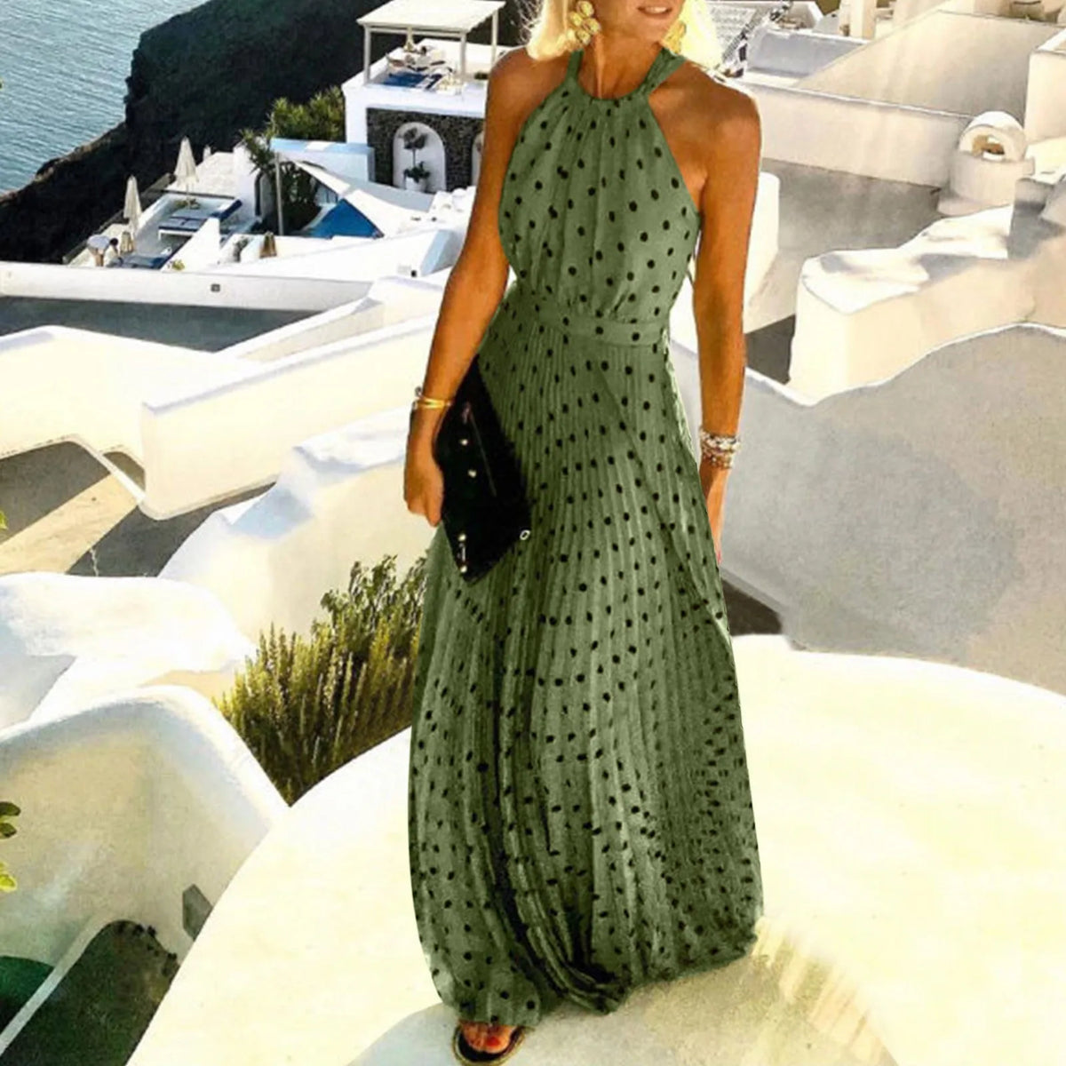 Attractive and refined dress