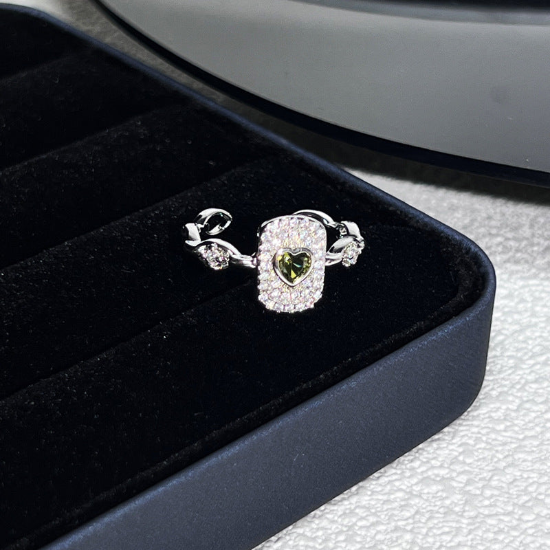 Statement Heart Ring