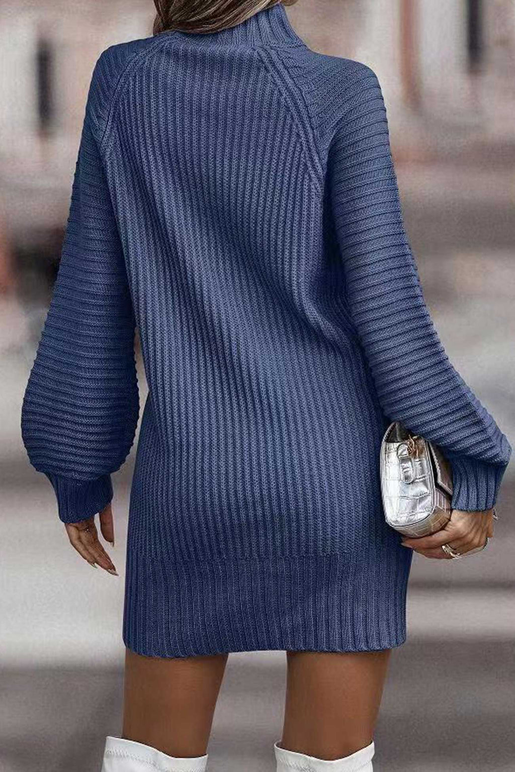 Modern and versatile sweater