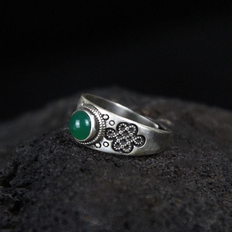 Vintage Green Agate Ring