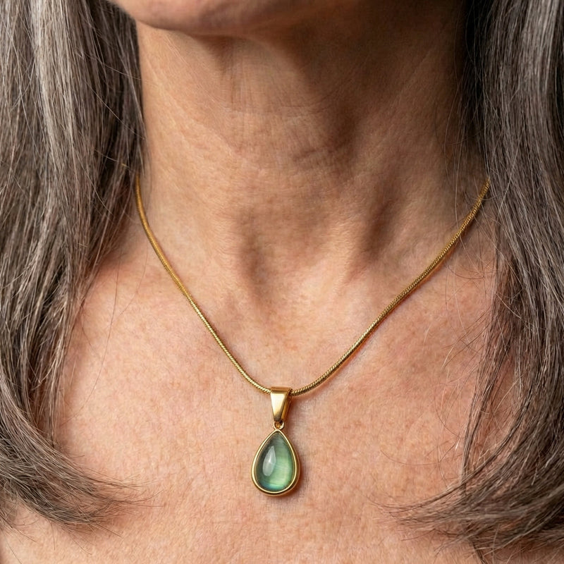 Vintage Green Crystal Water Drop Necklace