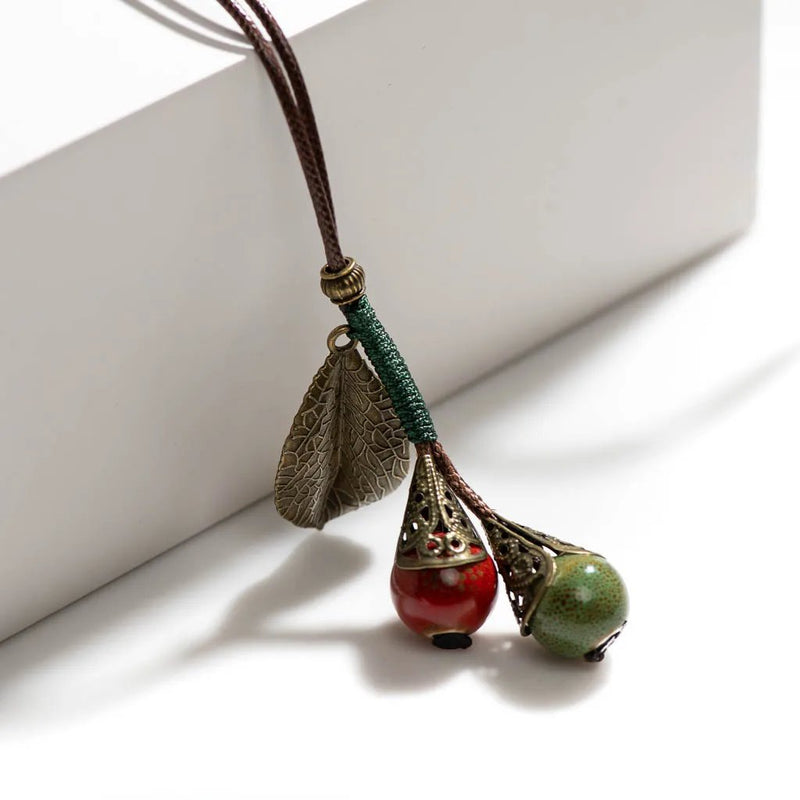 Vintage Leaf Ceramic Necklace